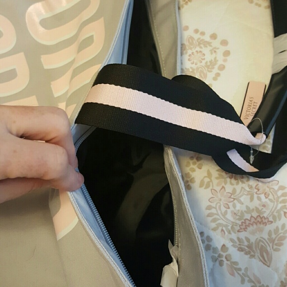 VS tote - Picture 2 of 2